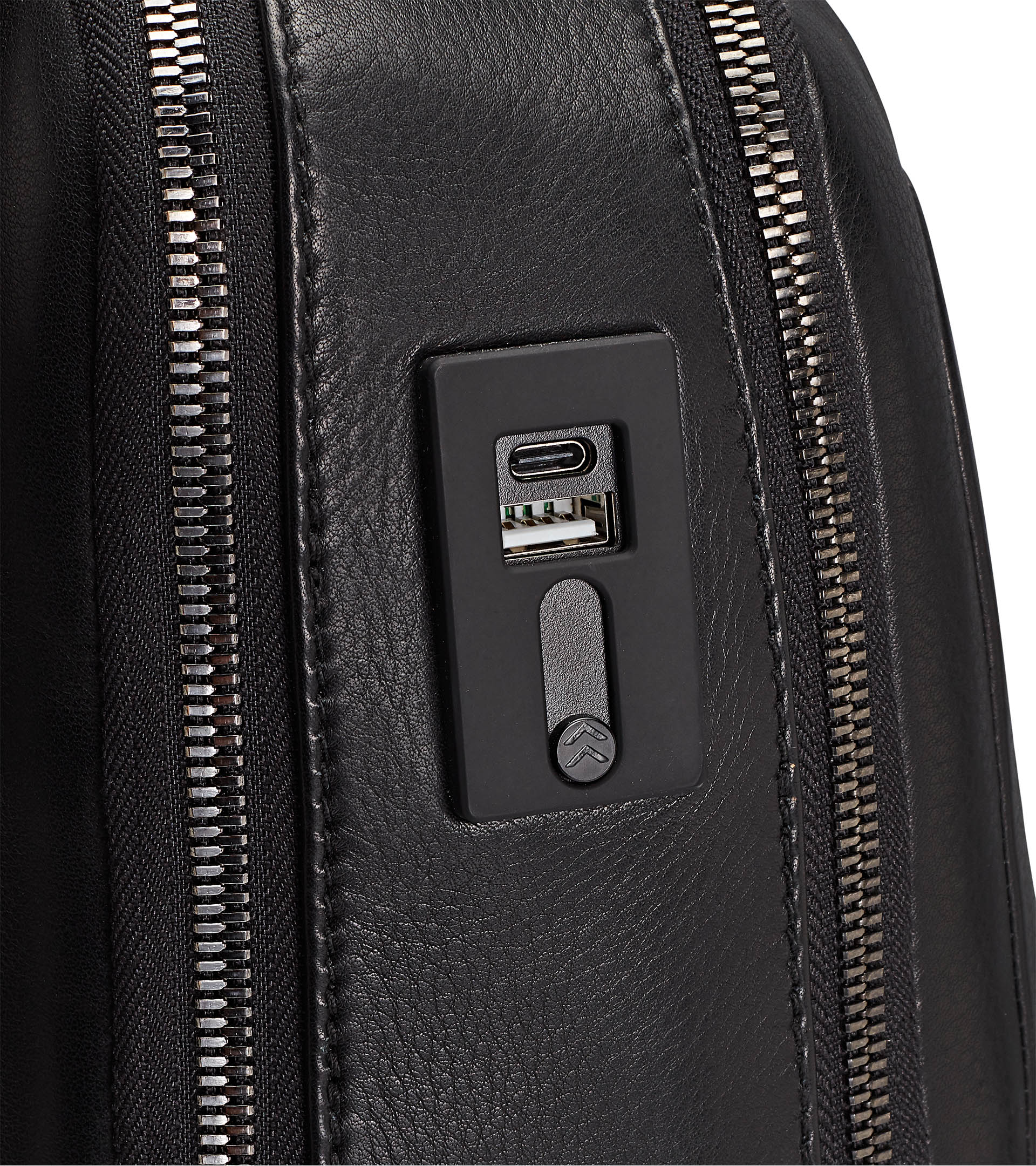 Roadster Leather Backpack S1 - Business Backpack for Men | Porsche 